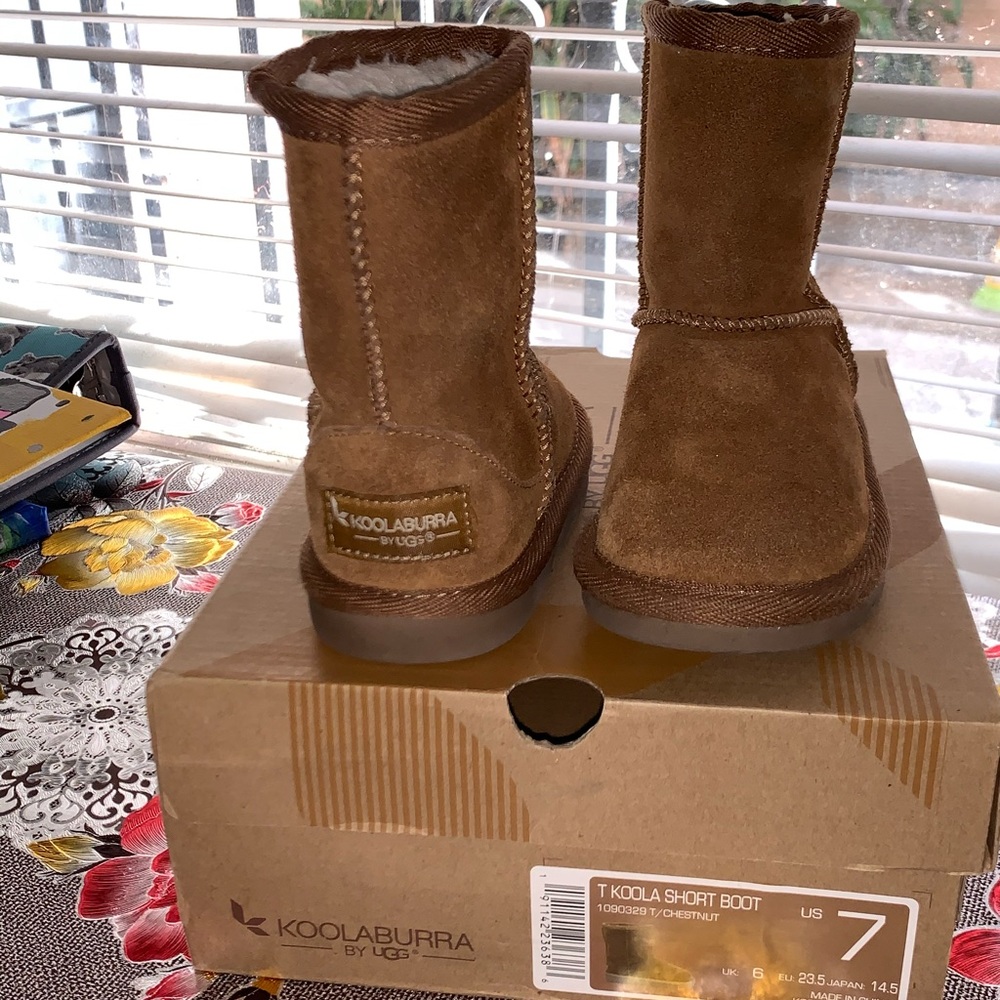 Kookaburra by ugg  tolder girl boot